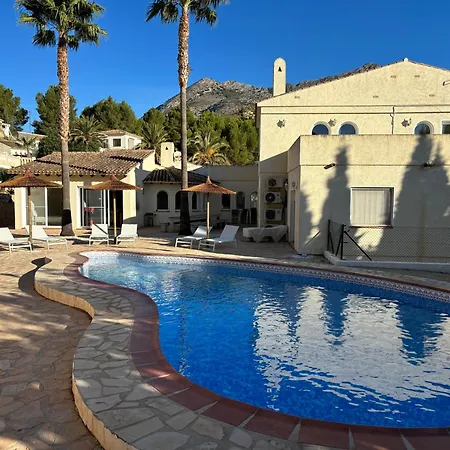2 Pools - 24 Persons Altea